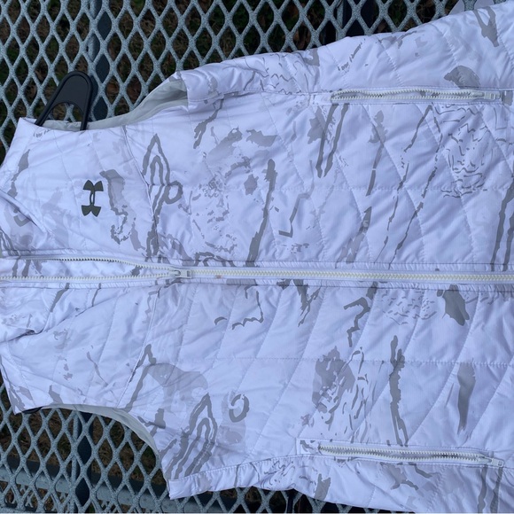 Athletic Bundle - Basketball, Golf , Tennis Wears - Picture 9 of 12